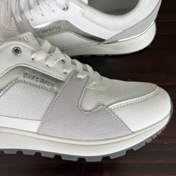 Size 10 - Skechers Women's Runway Posh Gal Super Lightweight Retro Sneaker - Picture 12 of 12